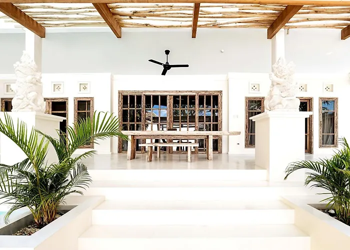 Malicott Bidadari Villa Seminyak