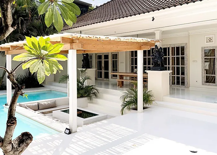 Villa Malicott Bidadari
